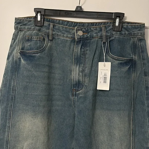 Men's Blue Jeans - Picture 2 of 6